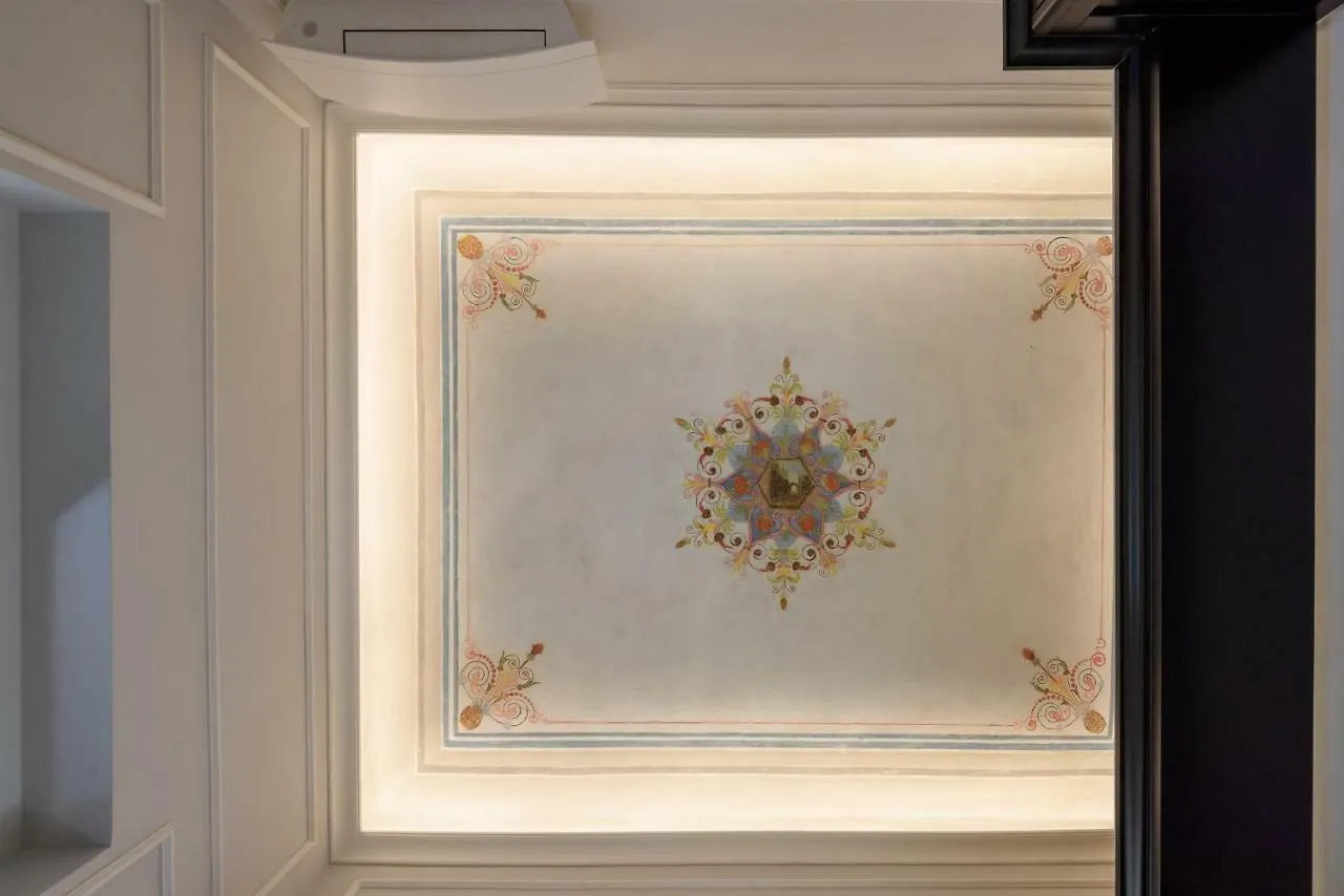 Vivaldi Luxury Suites Florence Guest house