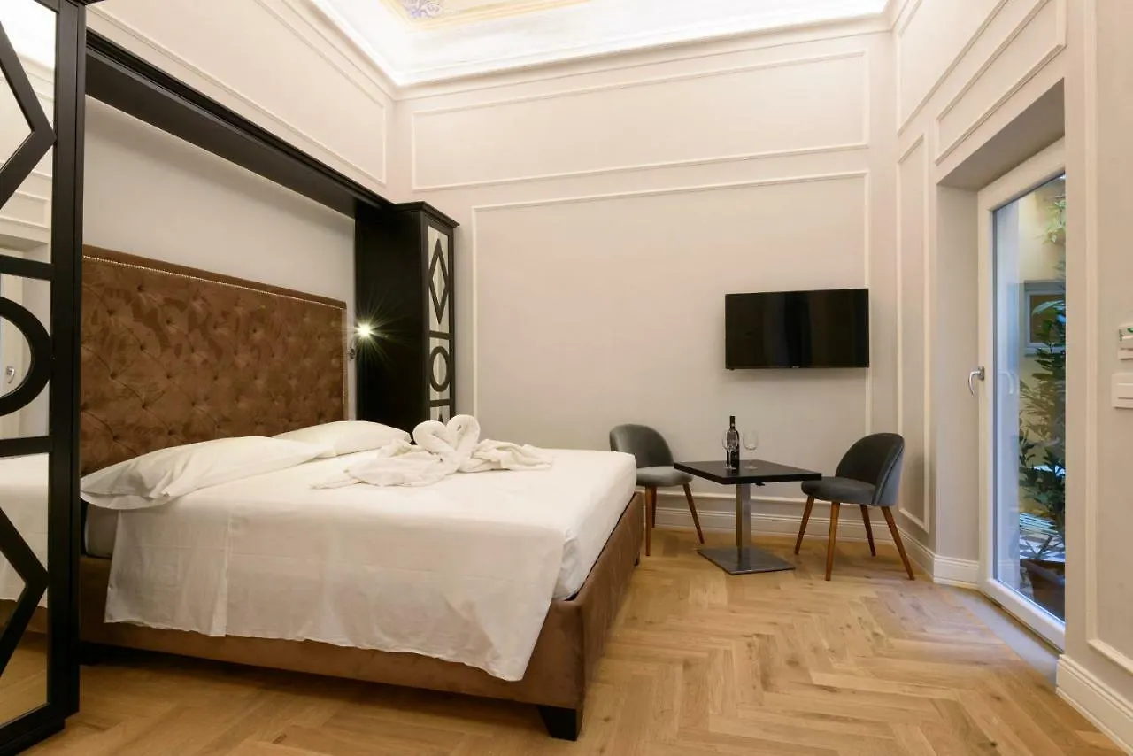 Vivaldi Luxury Suites Florenz Gasthof