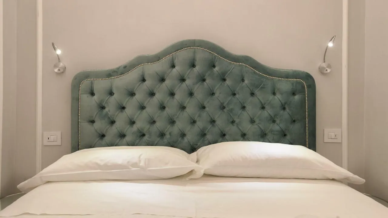 Vivaldi Luxury Suites Florenz 0*,  Italien