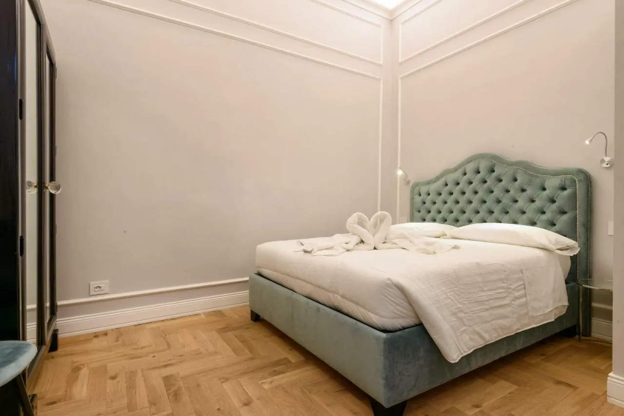 Vivaldi Luxury Suites Florence Italy