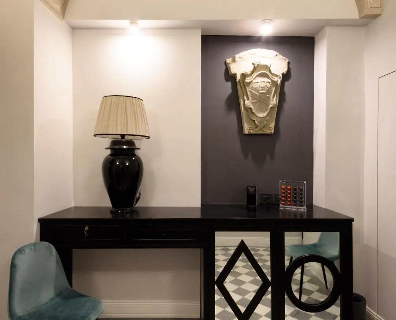 Vivaldi Luxury Suites Florence Italy